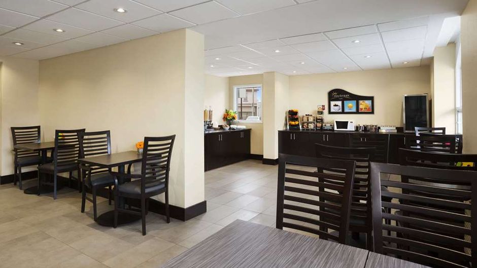 Days Inn & Suites North Bay Restaurant