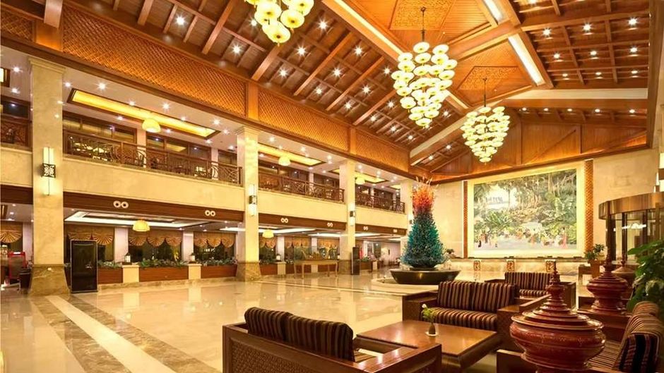 Ramada Plaza Xishuangbanna Lobby