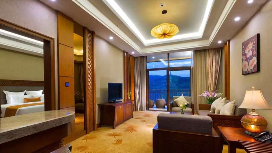 Ramada Plaza Xishuangbanna Room
