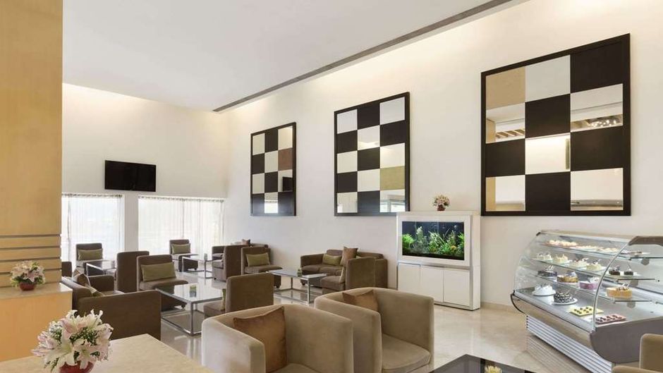 Ramada Chennai Egmore Restaurant