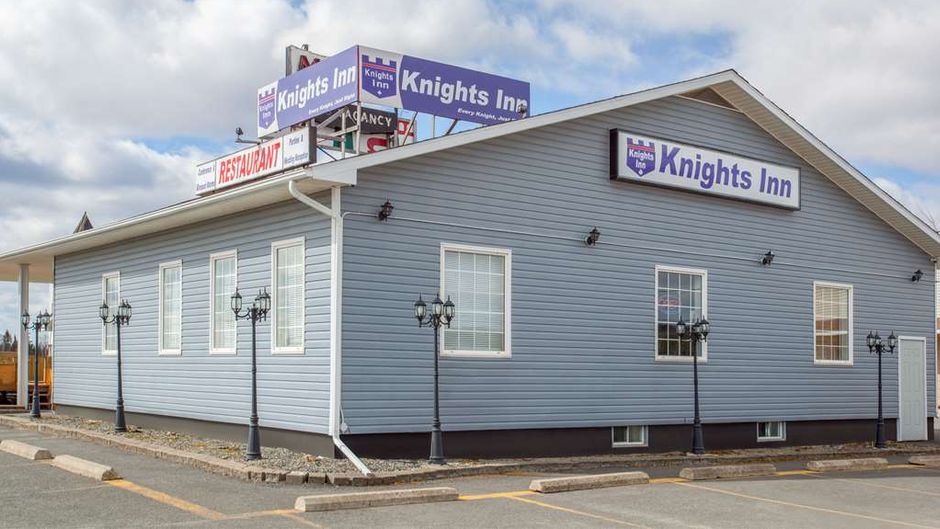 Knights Inn Woodstock Exterior