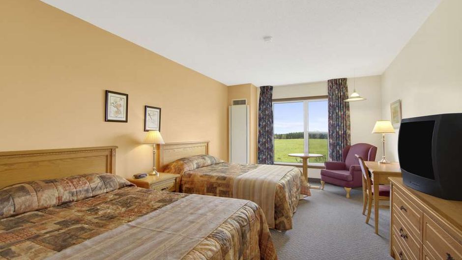 Knights Inn Woodstock Room