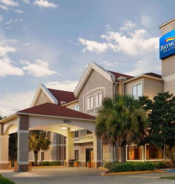 Baymont Inn & Suites Clute