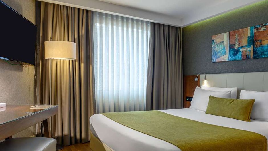 Ramada Istanbul Grand Bazaar Room