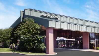 Howard Johnson by Wyndham Evansville E.