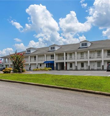 Baymont Inn & Suites, Forest City