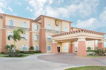 Super 8 Hidalgo/McAllen Area