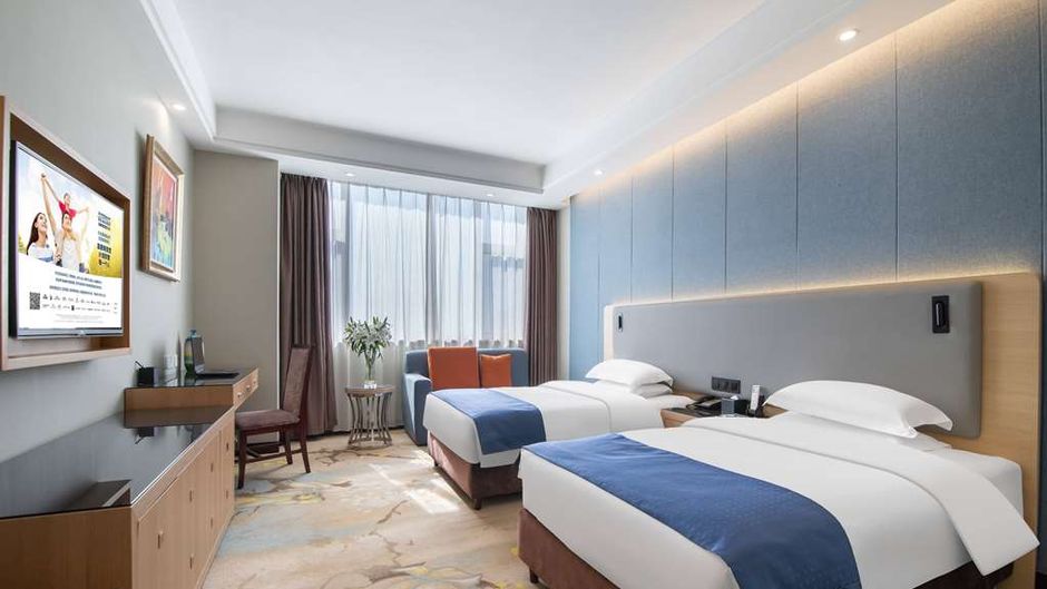 Ramada Linyi North Room