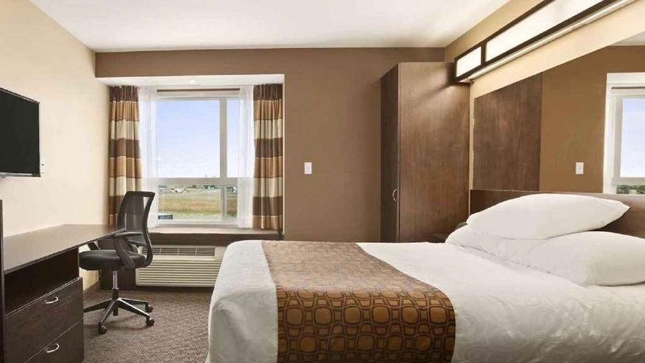 Microtel Inn & Stes Blackfalds/Red Deer Room