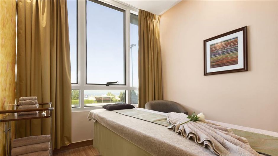 Ramada Beach Hotel Ajman Spa