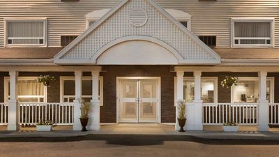 Travelodge Suites New Glasgow