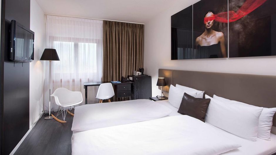 Wyndham Stuttgart Airport Messe Room