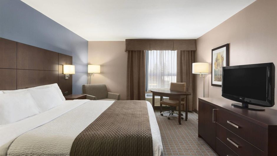 Days Inn Stephenville Room