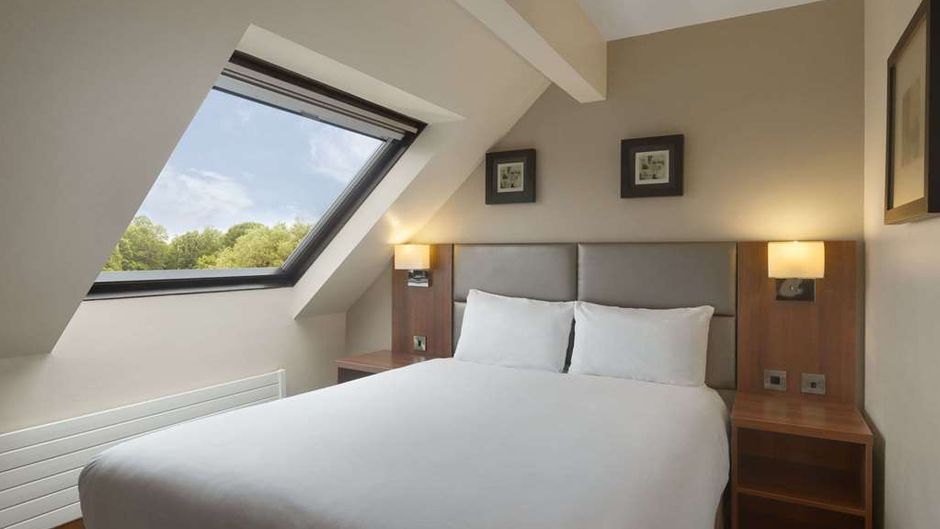 Mercure Telford Centre Hotel Room