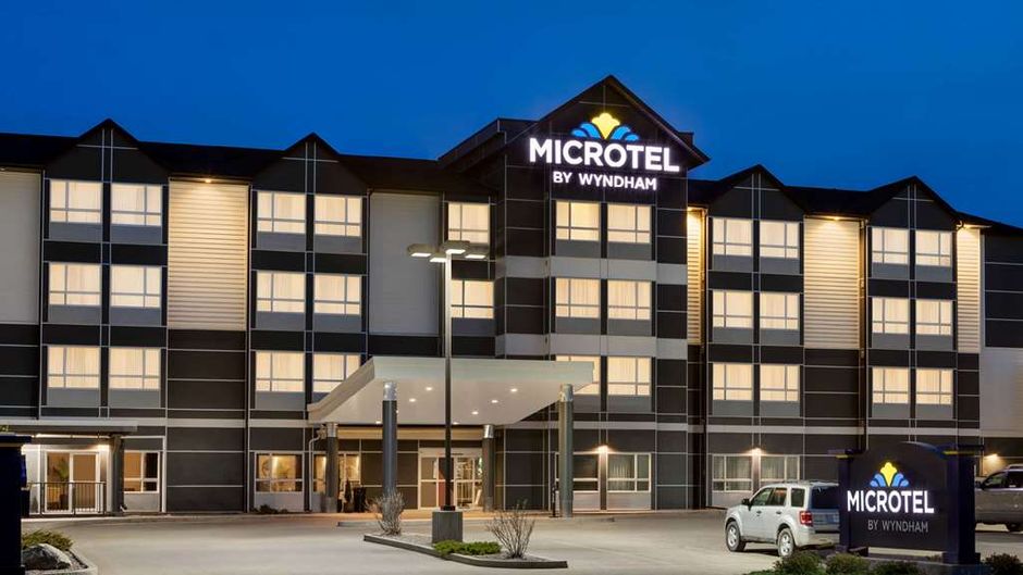 Microtel Inn & Suites Lloydminster Exterior