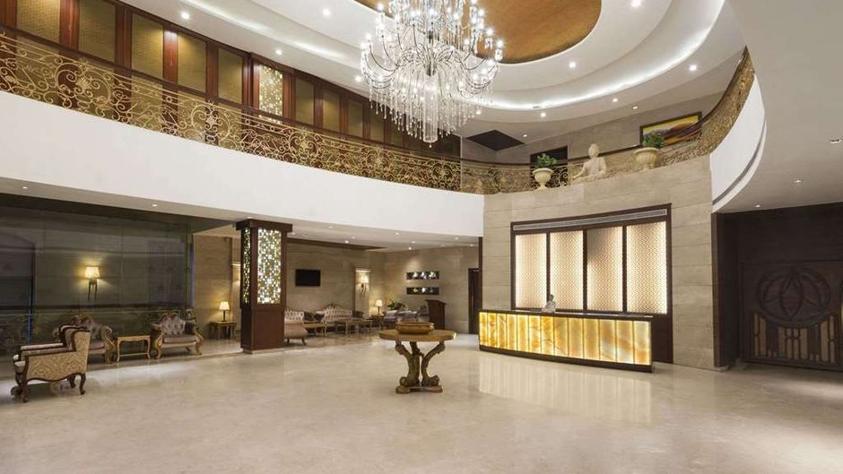 Days Hotel Panipat Lobby