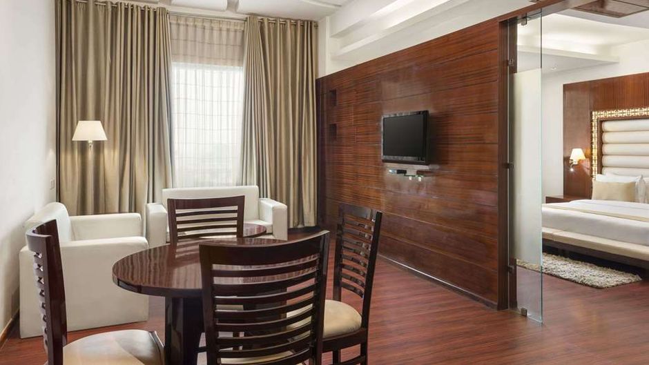 Days Hotel Panipat Suite