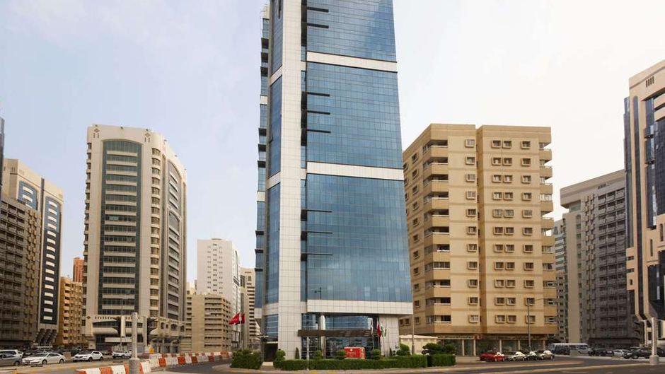 Ramada Abu Dhabi Corniche Exterior