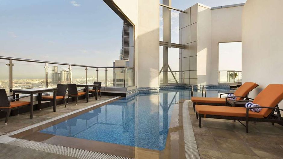 Ramada Abu Dhabi Corniche Pool