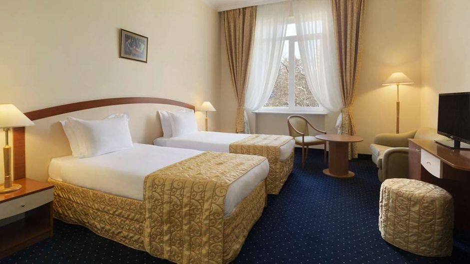 Ramada Plovdiv Trimontium Room