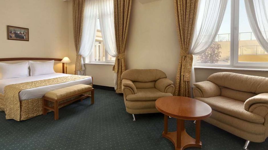 Ramada Plovdiv Trimontium Room