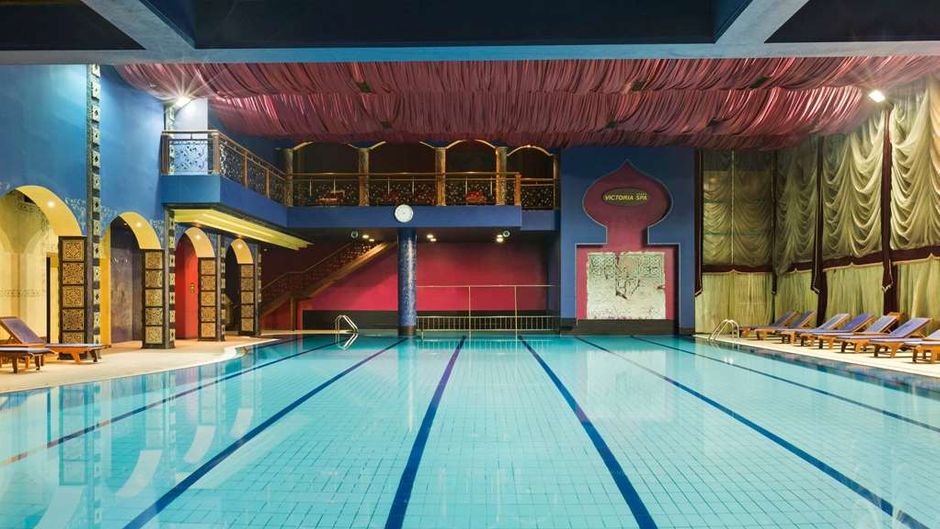 Ramada Sofia Pool