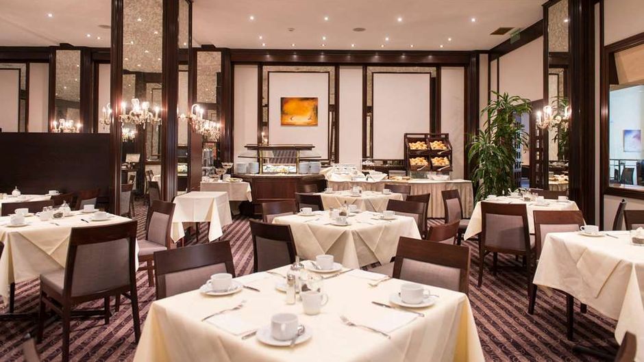 Wyndham Duisburger Hof Restaurant