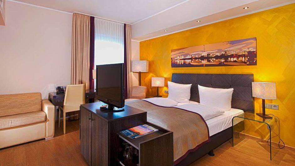 Wyndham Duisburger Hof Room