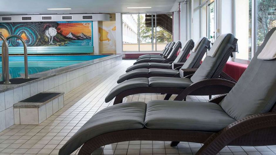 Wyndham Garden Kassel Pool