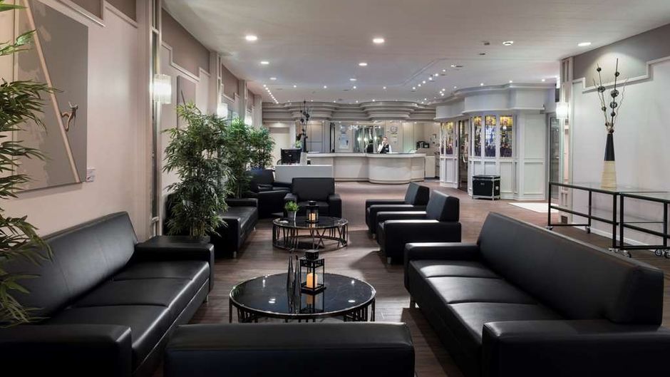 Wyndham Garden Kassel Lobby