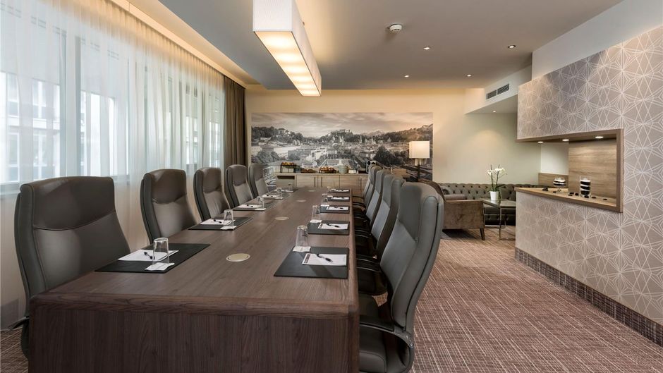 Radisson Blu Hotel & Conference Centre Meeting