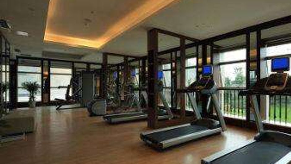 Howard Johnson Puhui Plaza Health