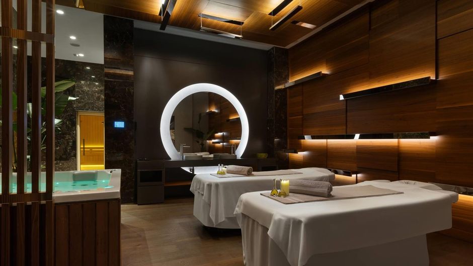 Wyndham Grand İstanbul Levent Spa