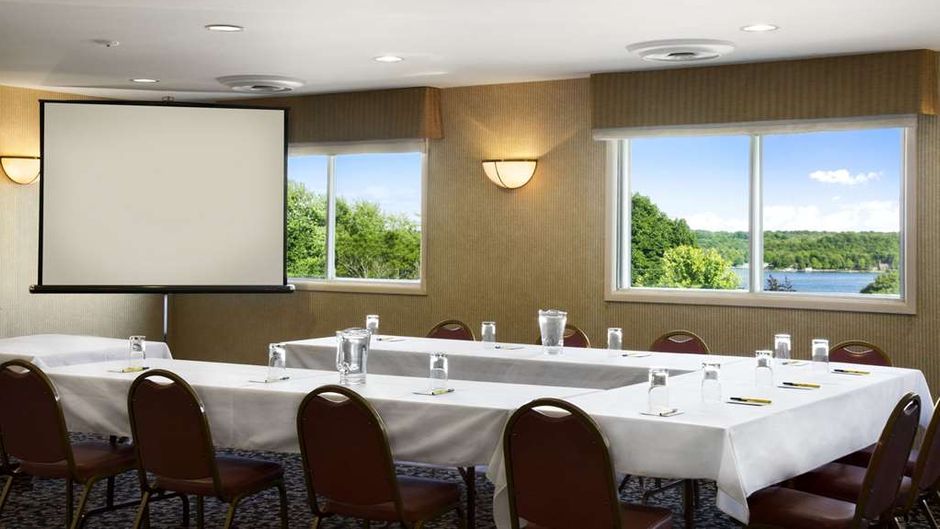 Super 8 Brockville Meeting