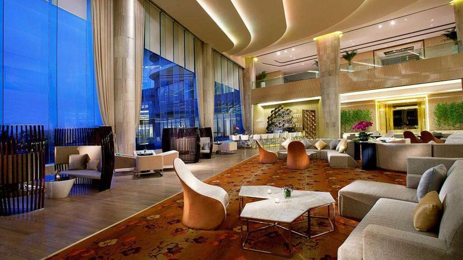 Wyndham Grand Qingdao Lobby