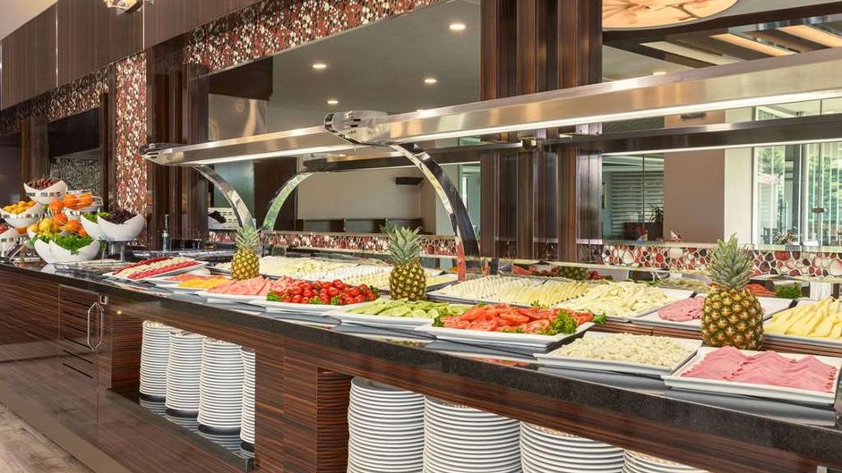 Ramada by Wyndham Usak Restaurant