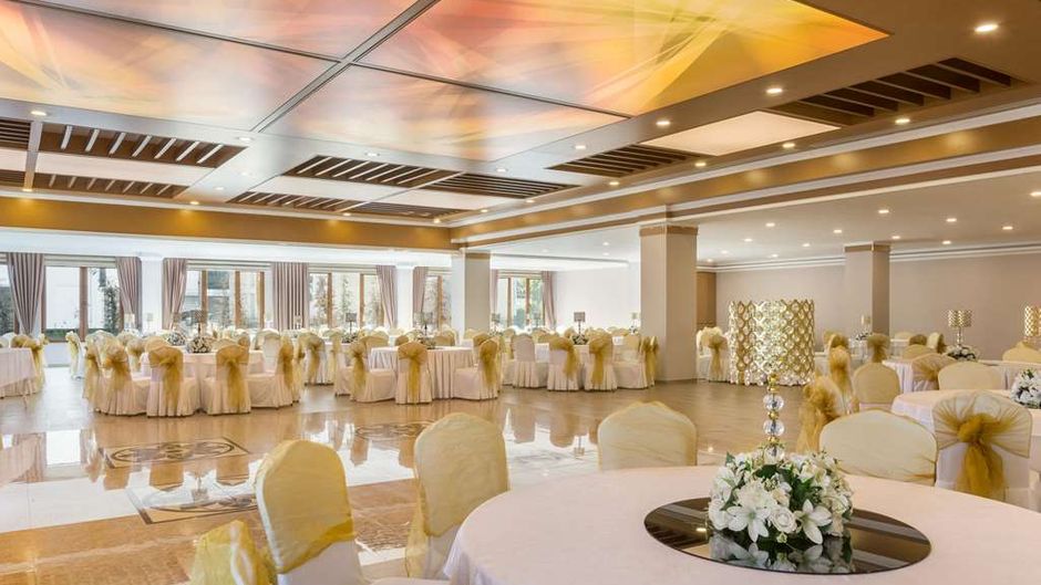 Ramada by Wyndham Usak Meeting