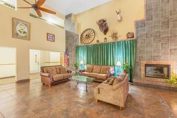 Ramada Williams/Grand Canyon Area