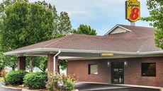 Super 8 O'Fallon