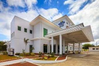 Microtel by Wyndham South Forbes