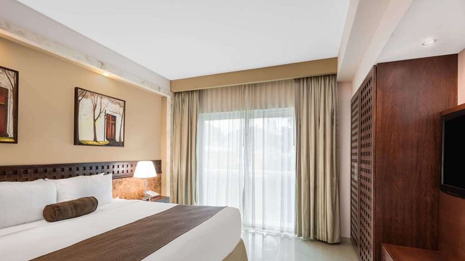 Wyndham Merida Suite