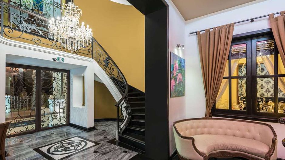 Wyndham Merida Lobby