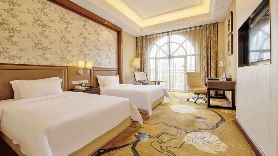 Days Hotel Logan City Huizhou Room