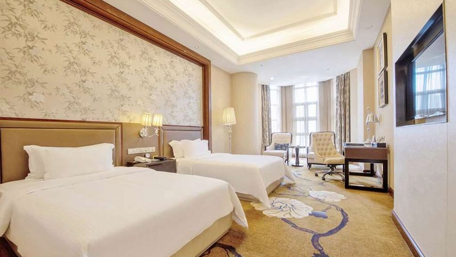 Days Hotel Logan City Huizhou Room