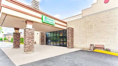 Wyndham Garden Detroit Metro Airport