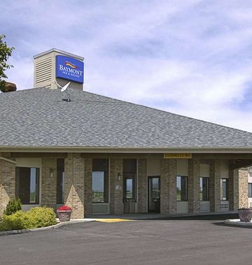 Baymont Inn & Suites Tuscola