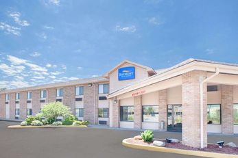Baymont Inn & Suites Port Huron