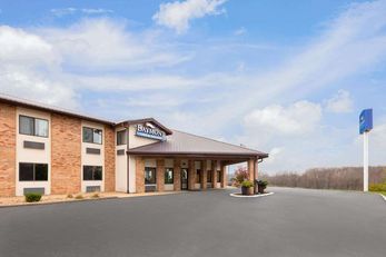 Baymont Inn & Suites Warrenton