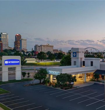 Wyndham Riverfront Little Rock