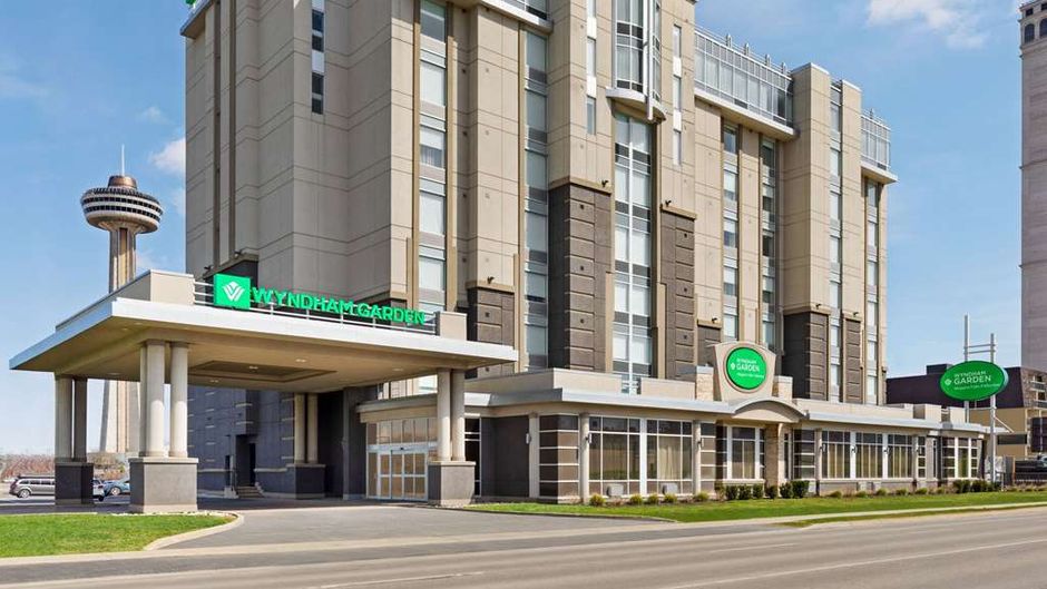 Wyndham Garden Niagara Falls Fallsview Exterior